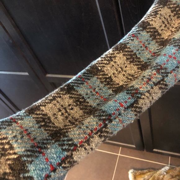 Coat - Picture 5 of 9